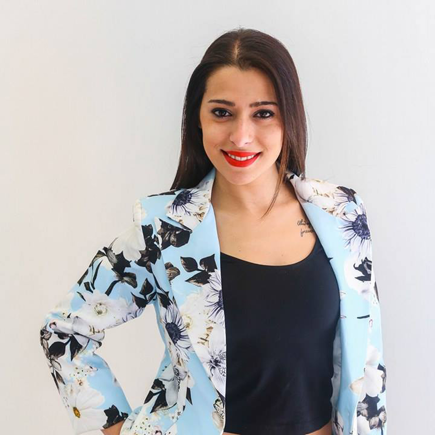 Modelo profissional AC009, feminino, 1.58 de altura, de Açores - Agência SVRP