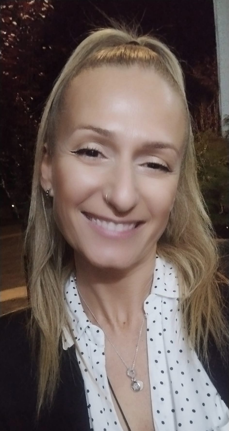 Modelo profissional AV004, feminino, 1.71 de altura, de Aveiro - Agência SVRP