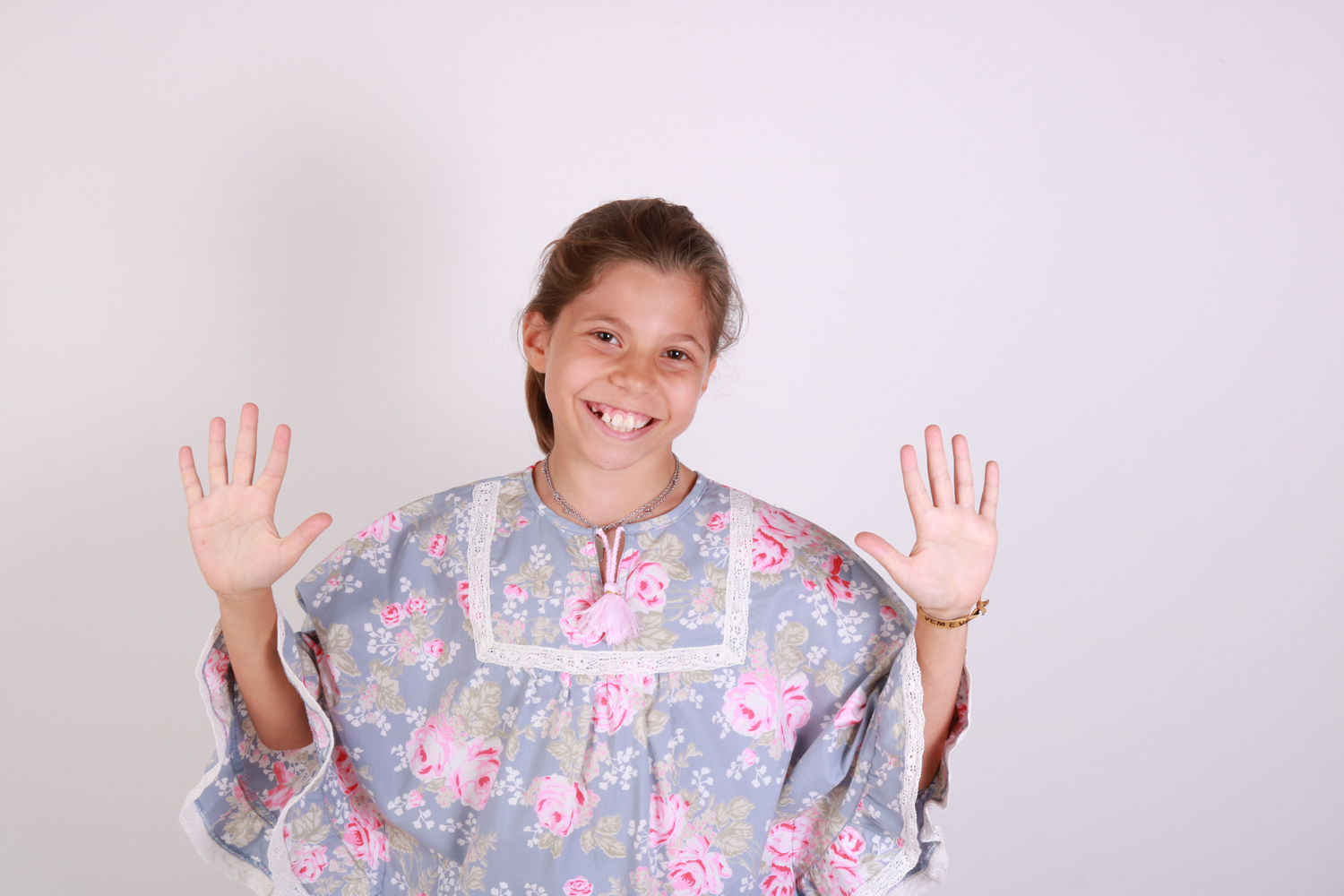 Modelo profissional BE012, feminino, 1.31 de altura, de Beja - Agência SVRP