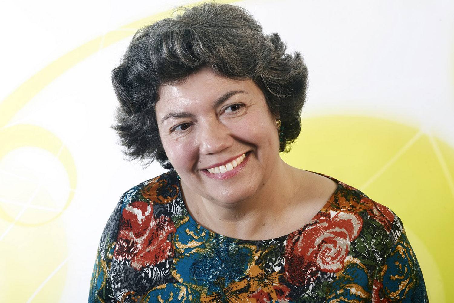 Modelo profissional CO012, feminino, 1.69 de altura, de Coimbra - Agência SVRP