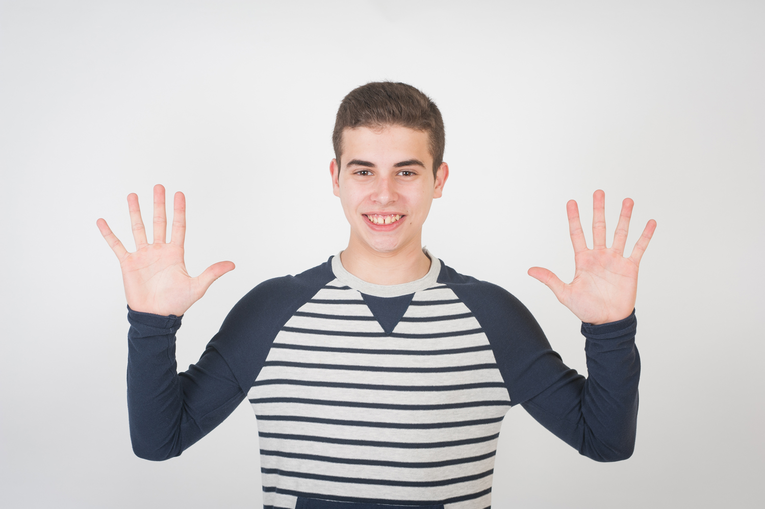 Modelo profissional LE007, masculino, 1.73 de altura, de Leiria - Agência SVRP