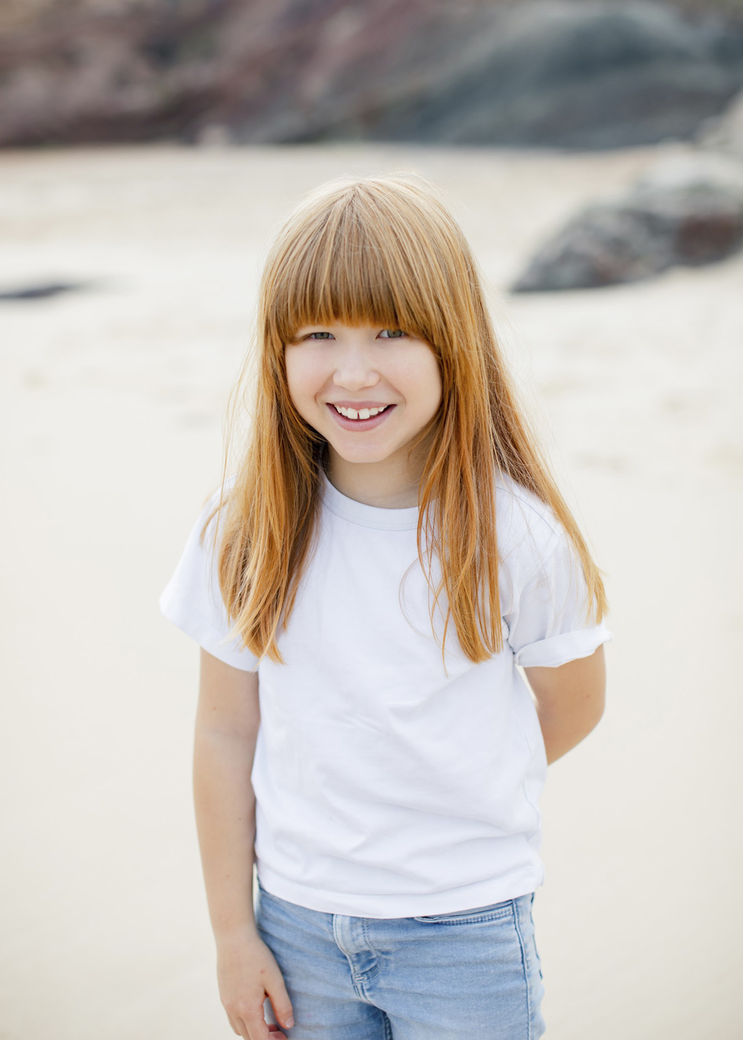 Modelo profissional LE009, feminino, 1.30 de altura, de Leiria - Agência SVRP