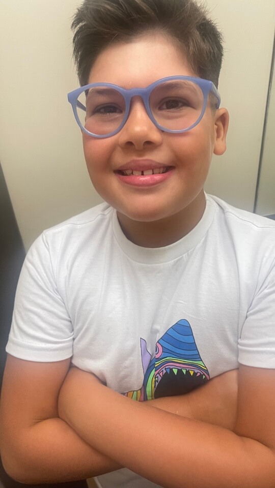 Modelo profissional LI046, masculino, 1.42 de altura, de Lisboa - Agência SVRP