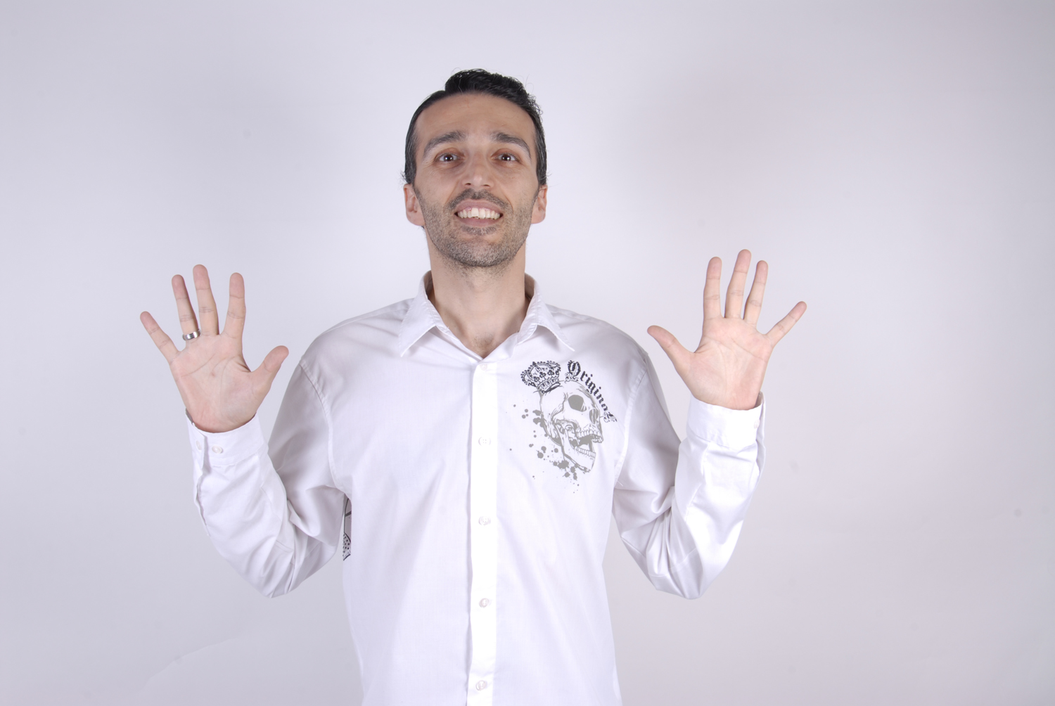 Modelo profissional LI069, masculino, 1.83 de altura, de Lisboa - Agência SVRP