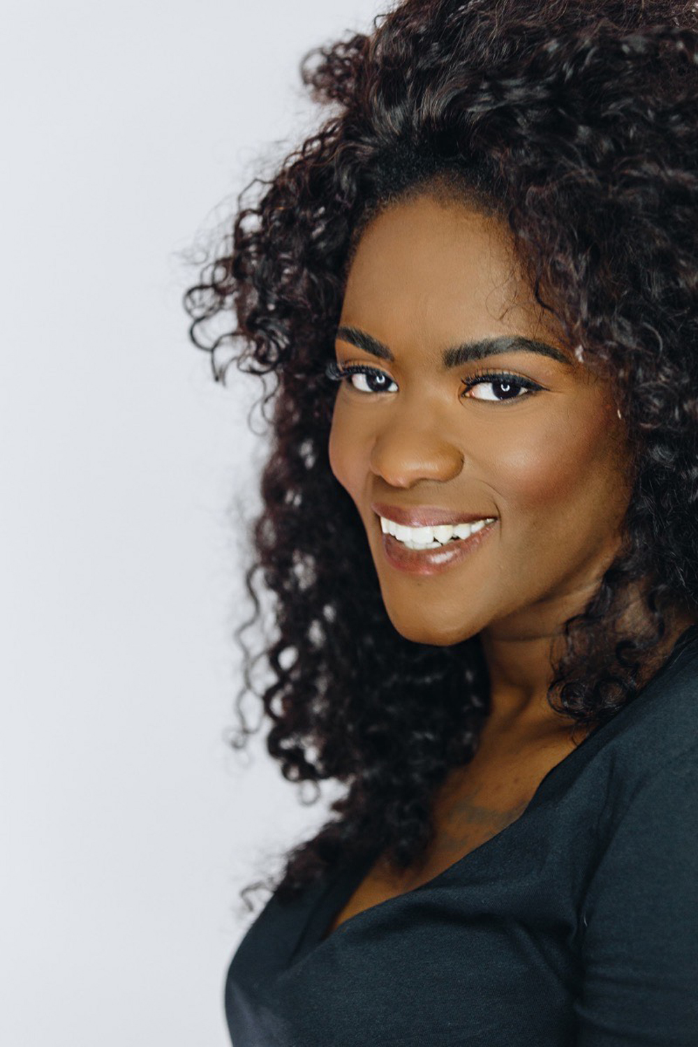 Modelo profissional LI118, feminino, 1.73 de altura, de Lisboa - Agência SVRP