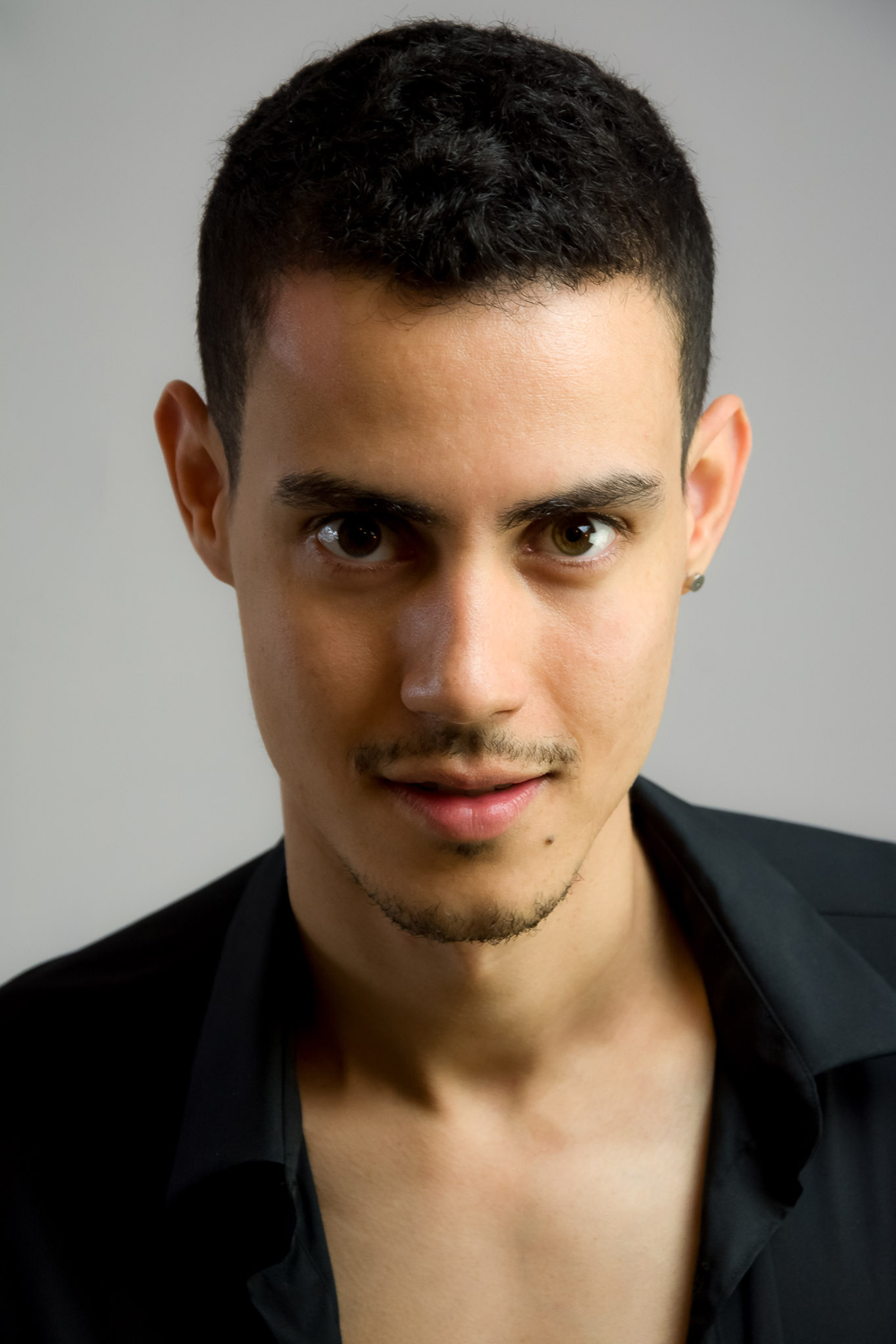 Modelo profissional LI121, masculino, 1.77 de altura, de Lisboa - Agência SVRP