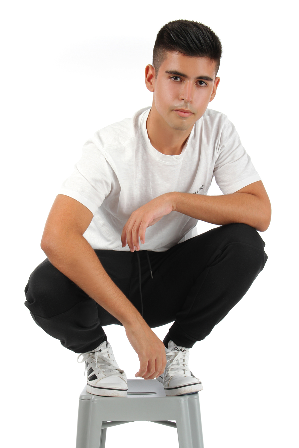 Modelo profissional LI125, masculino, 1.80 de altura, de Lisboa - Agência SVRP