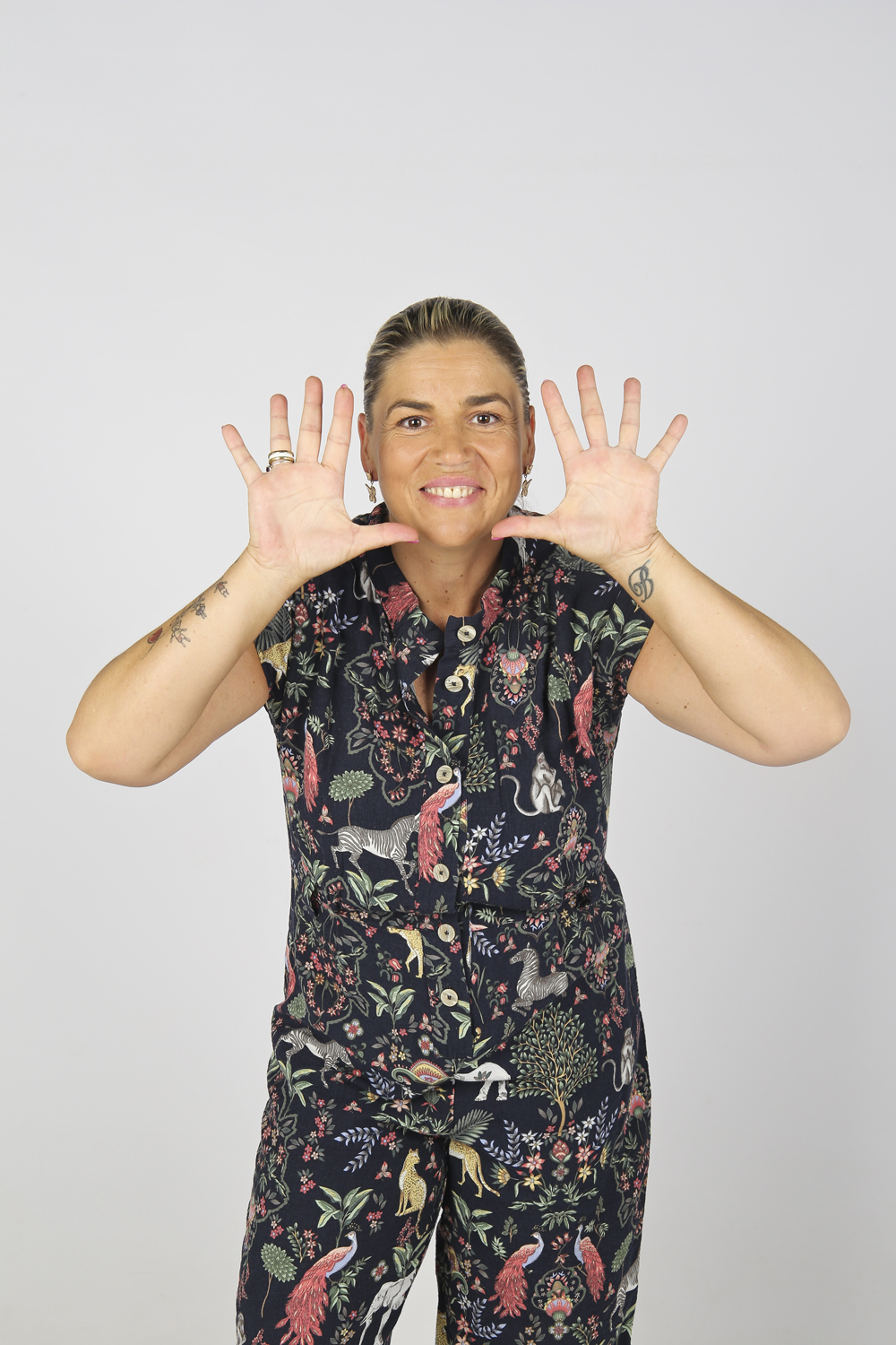 Modelo profissional LI177, feminino, 1.67 de altura, de Lisboa - Agência SVRP