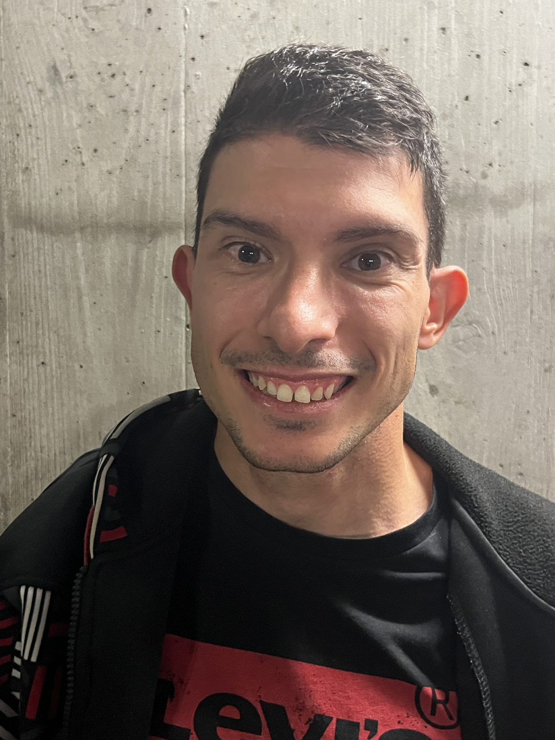 Modelo profissional LI185, masculino, 1.65 de altura, de Lisboa - Agência SVRP