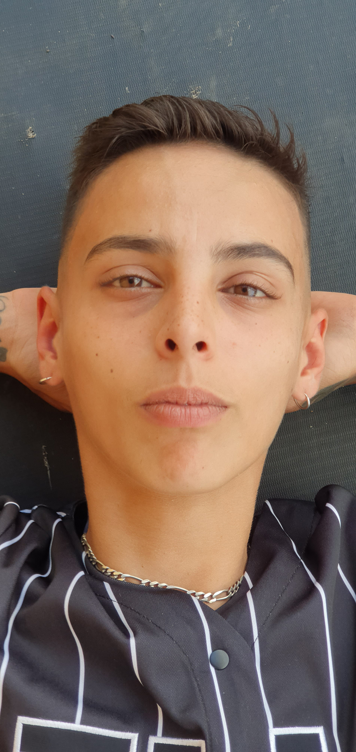 Modelo profissional LI198, feminino, 1.61 de altura, de Lisboa - Agência SVRP