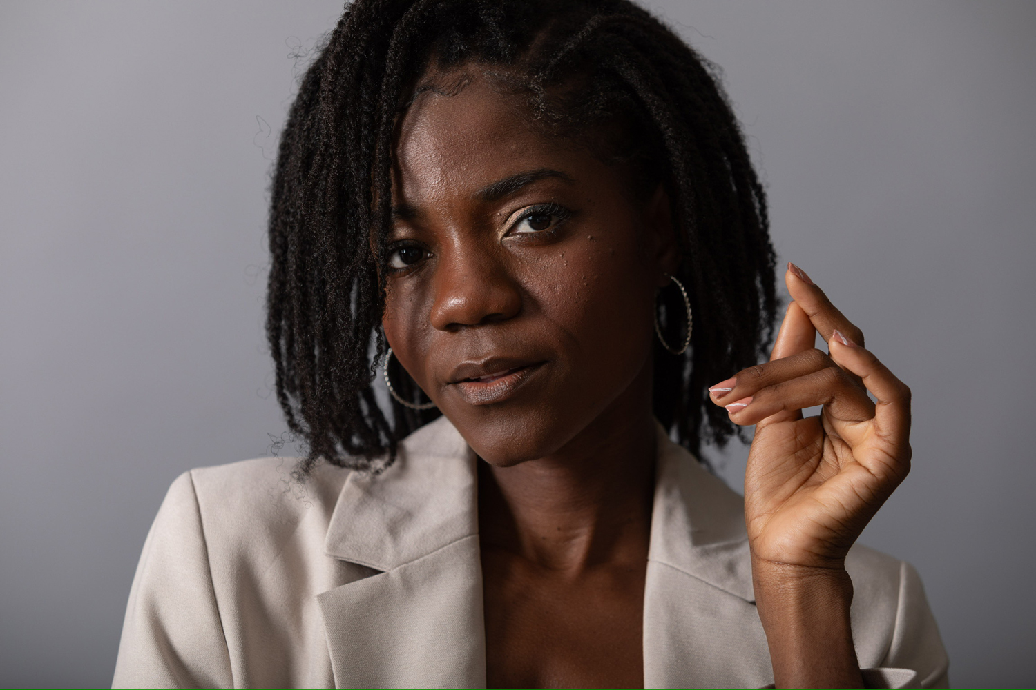 Modelo profissional LI207, feminino, 1.62 de altura, de Lisboa - Agência SVRP