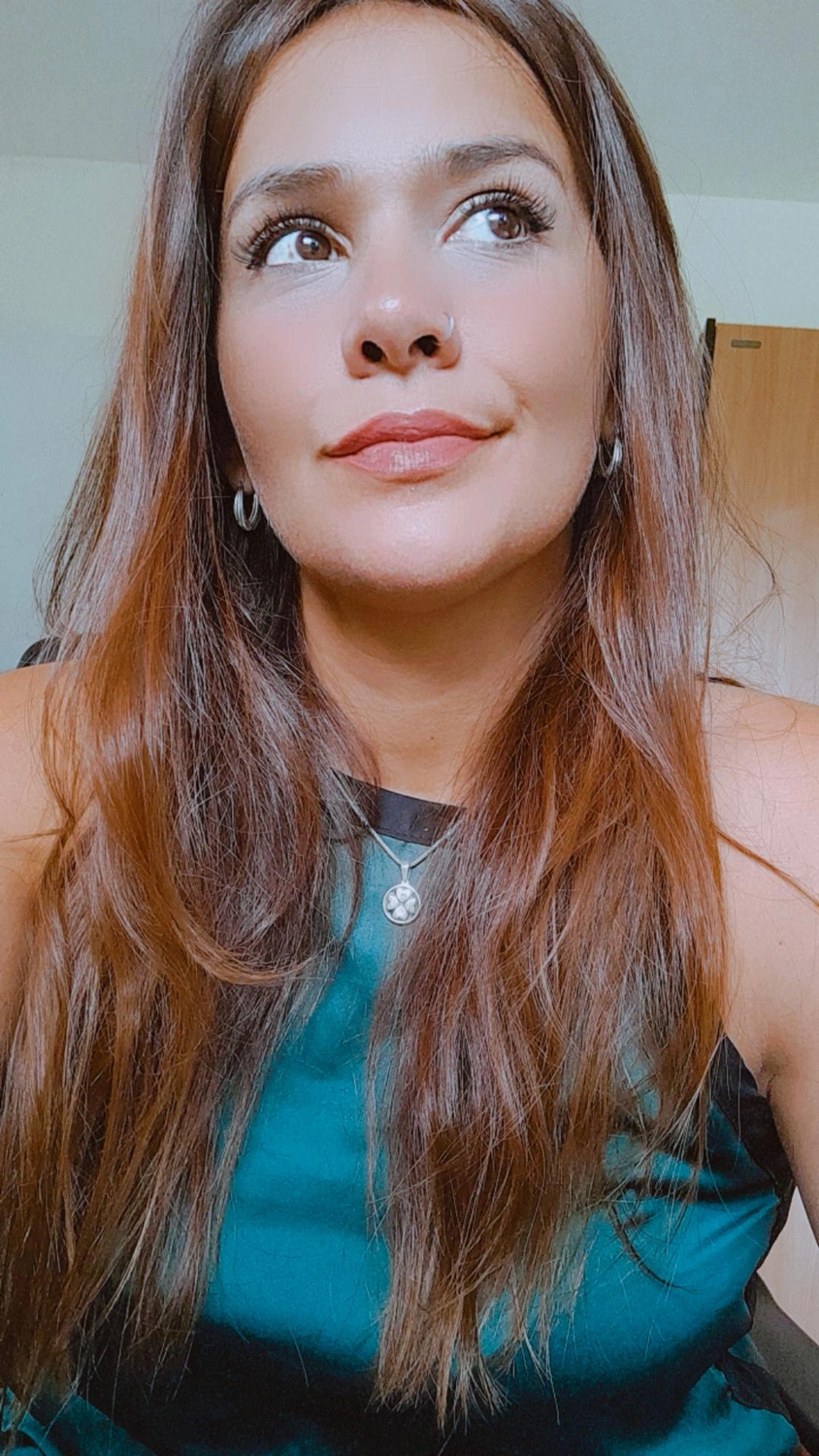 Modelo profissional LI209, feminino, 1.73 de altura, de Lisboa - Agência SVRP