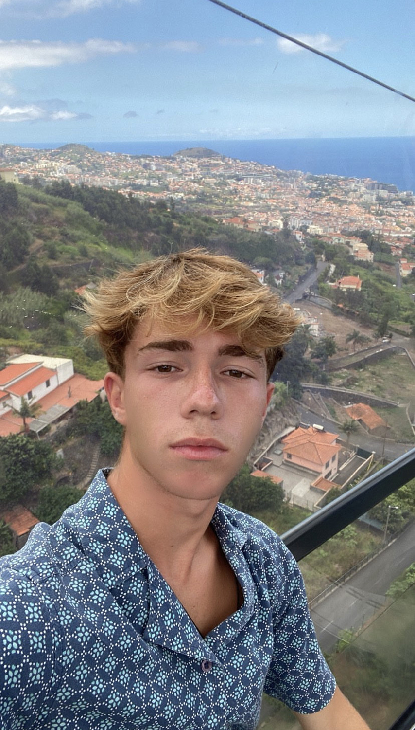 Modelo profissional LI225, masculino, 1.73 de altura, de Lisboa - Agência SVRP