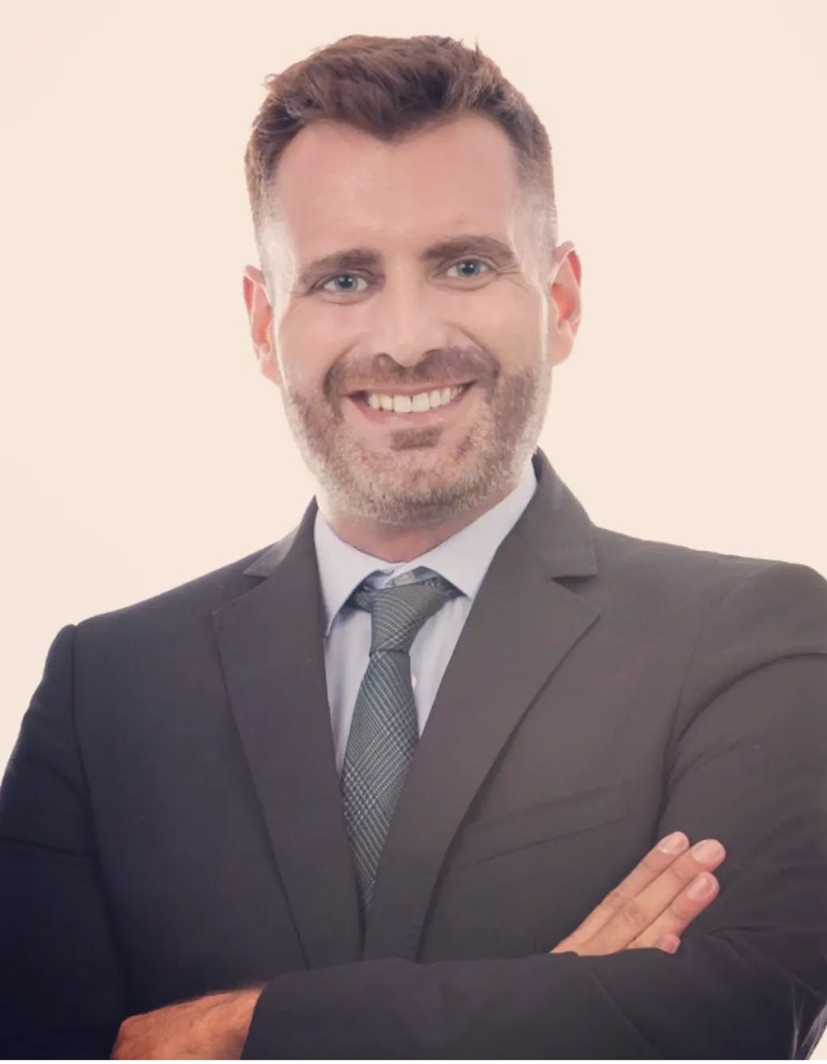 Modelo profissional LI229, masculino, 1.75 de altura, de Lisboa - Agência SVRP