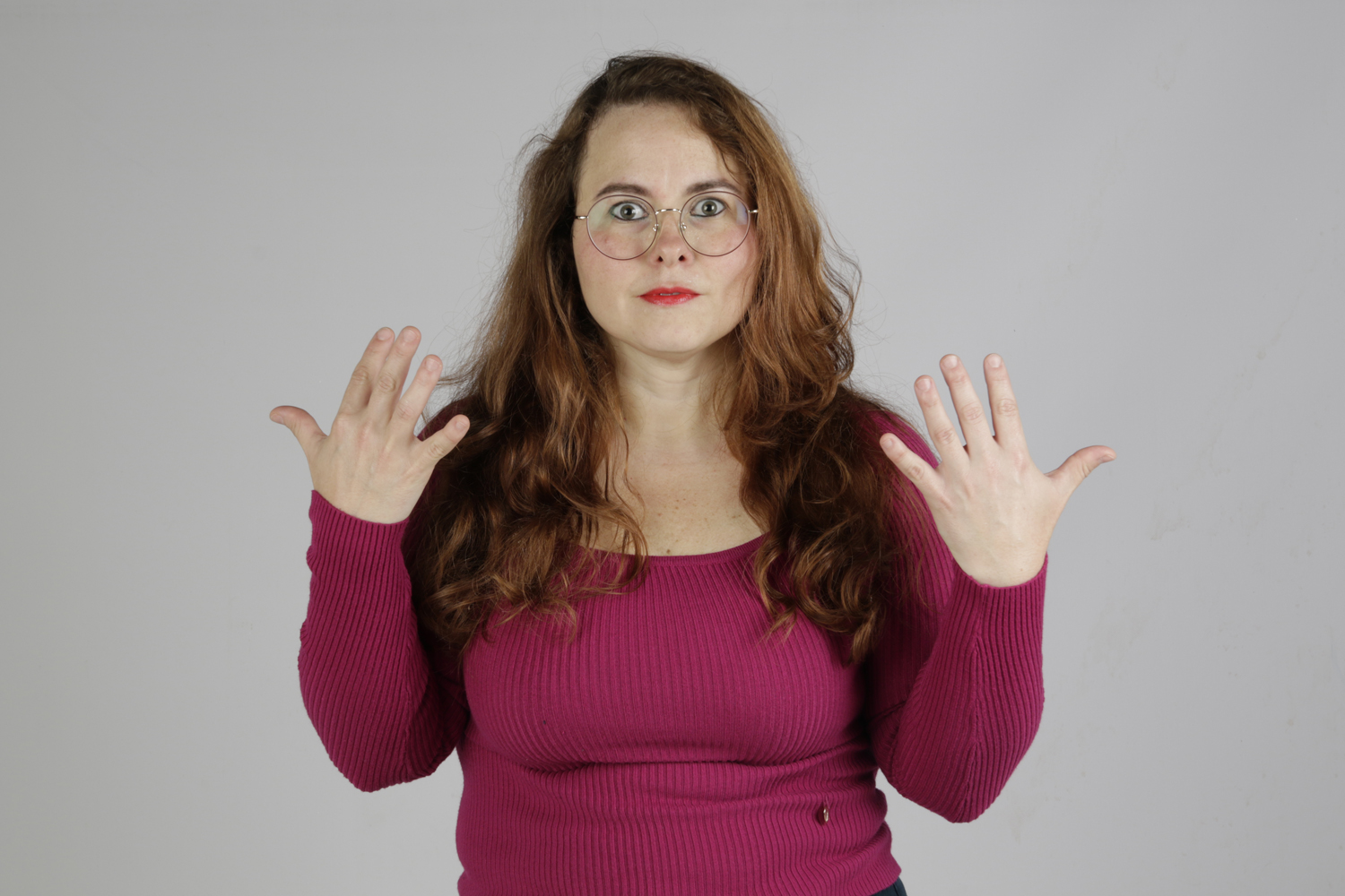 Modelo profissional LI233, feminino, 1.62 de altura, de Lisboa - Agência SVRP