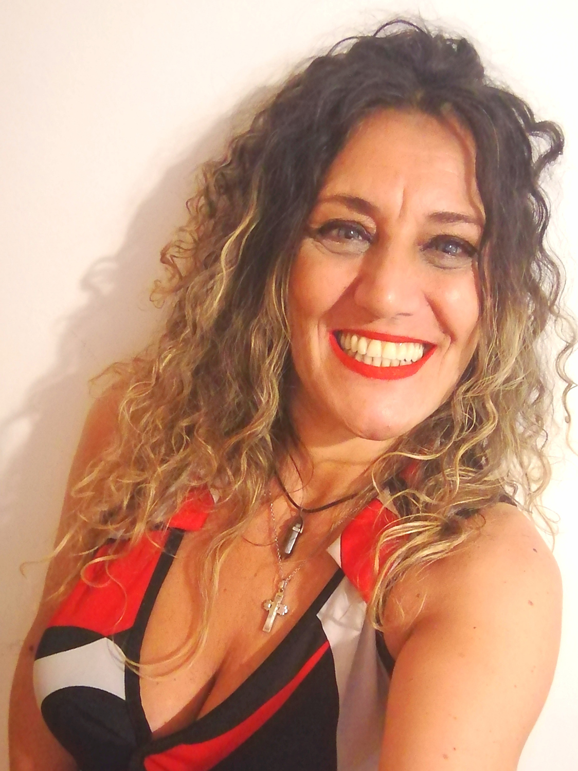 Modelo profissional LI235, feminino, 1.58 de altura, de Lisboa - Agência SVRP