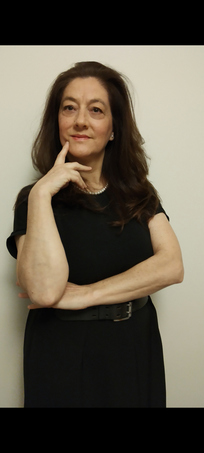 Modelo profissional LI241, feminino, 1.60 de altura, de Lisboa - Agência SVRP