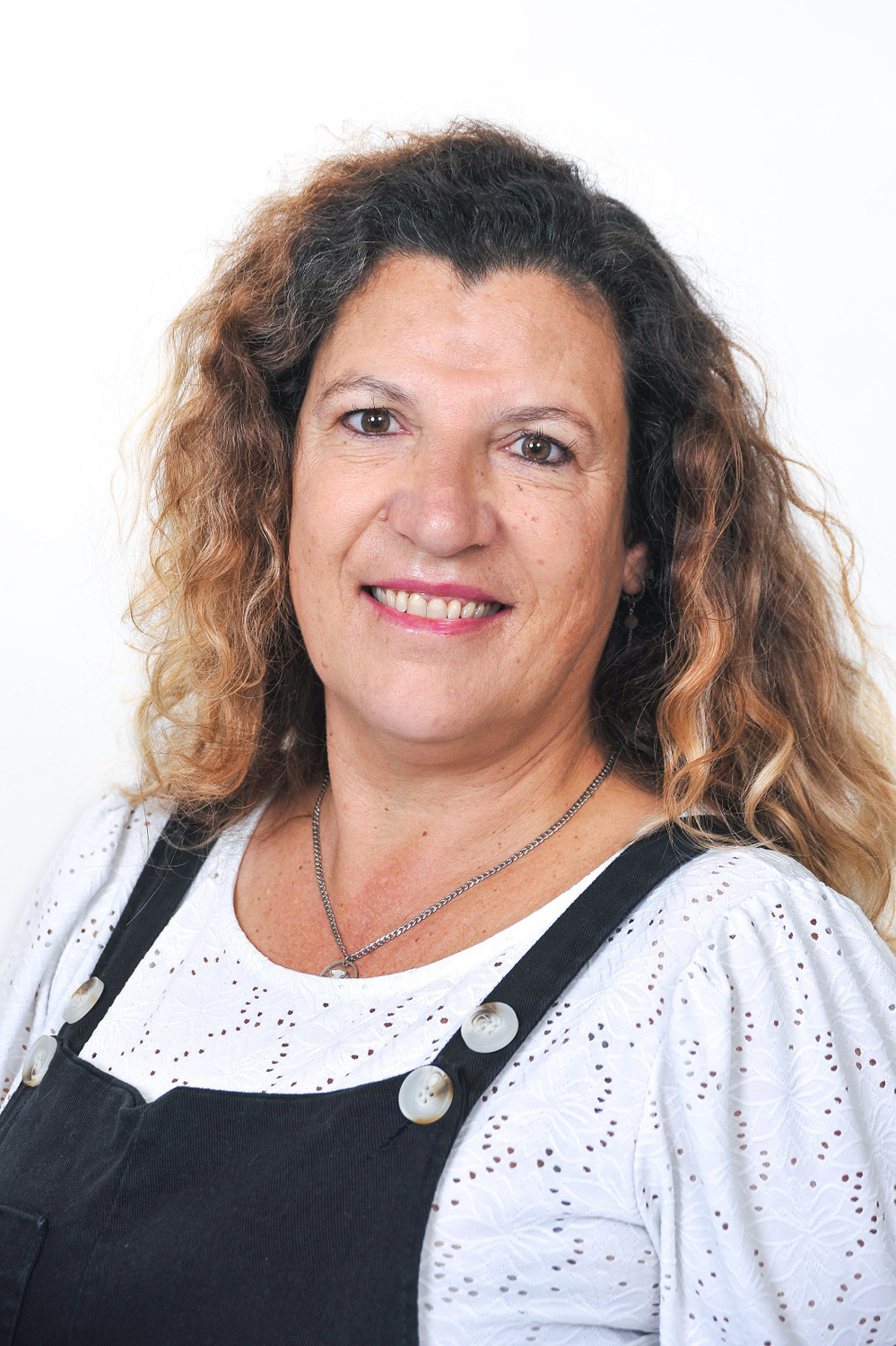 Modelo profissional LI245, feminino, 1.60 de altura, de Lisboa - Agência SVRP