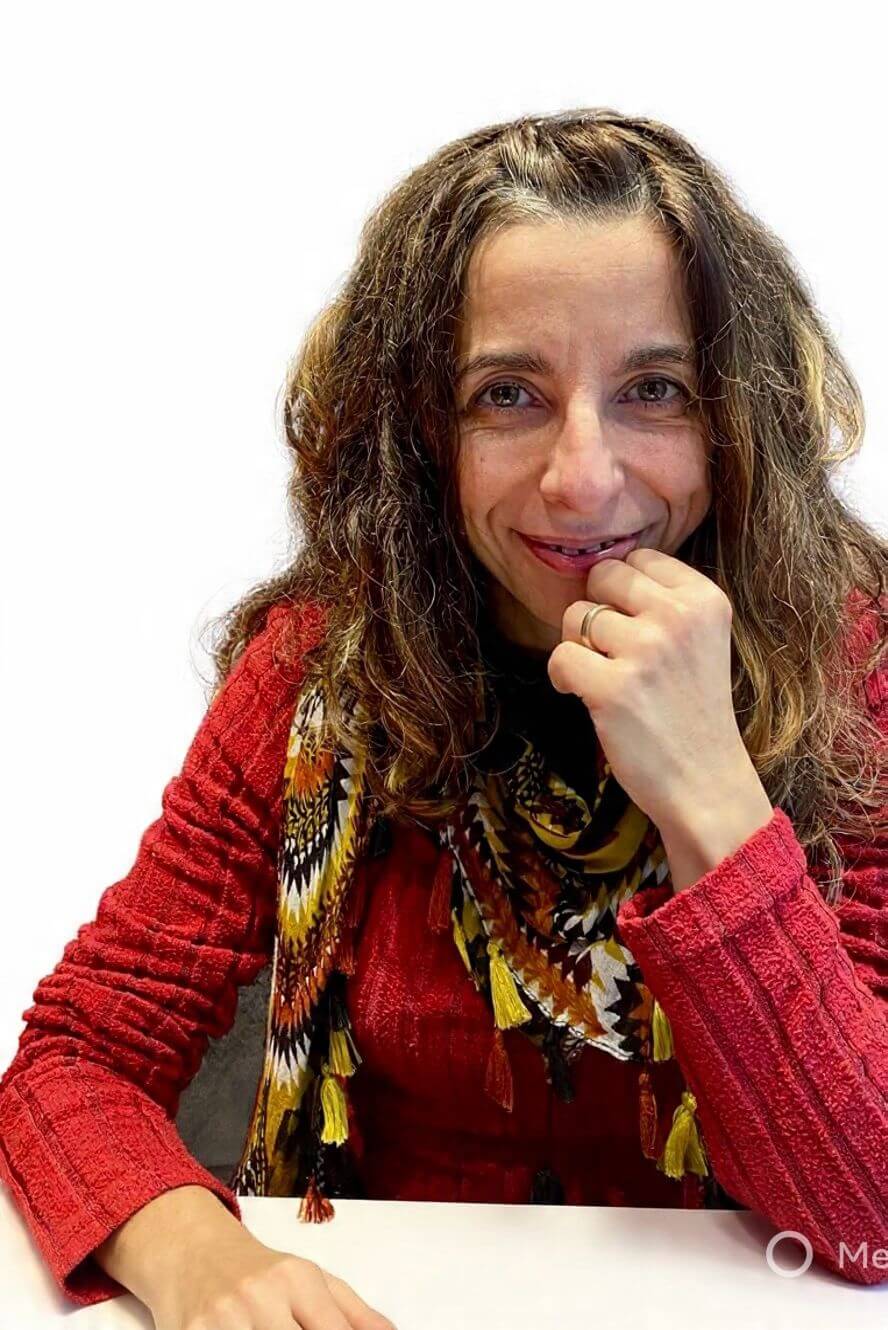 Modelo profissional LI285, feminino, 1.50 de altura, de Lisboa - Agência SVRP