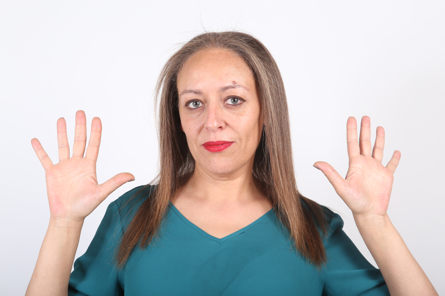 Modelo profissional PO010, feminino, 1.69 de altura, de Porto - Agência SVRP