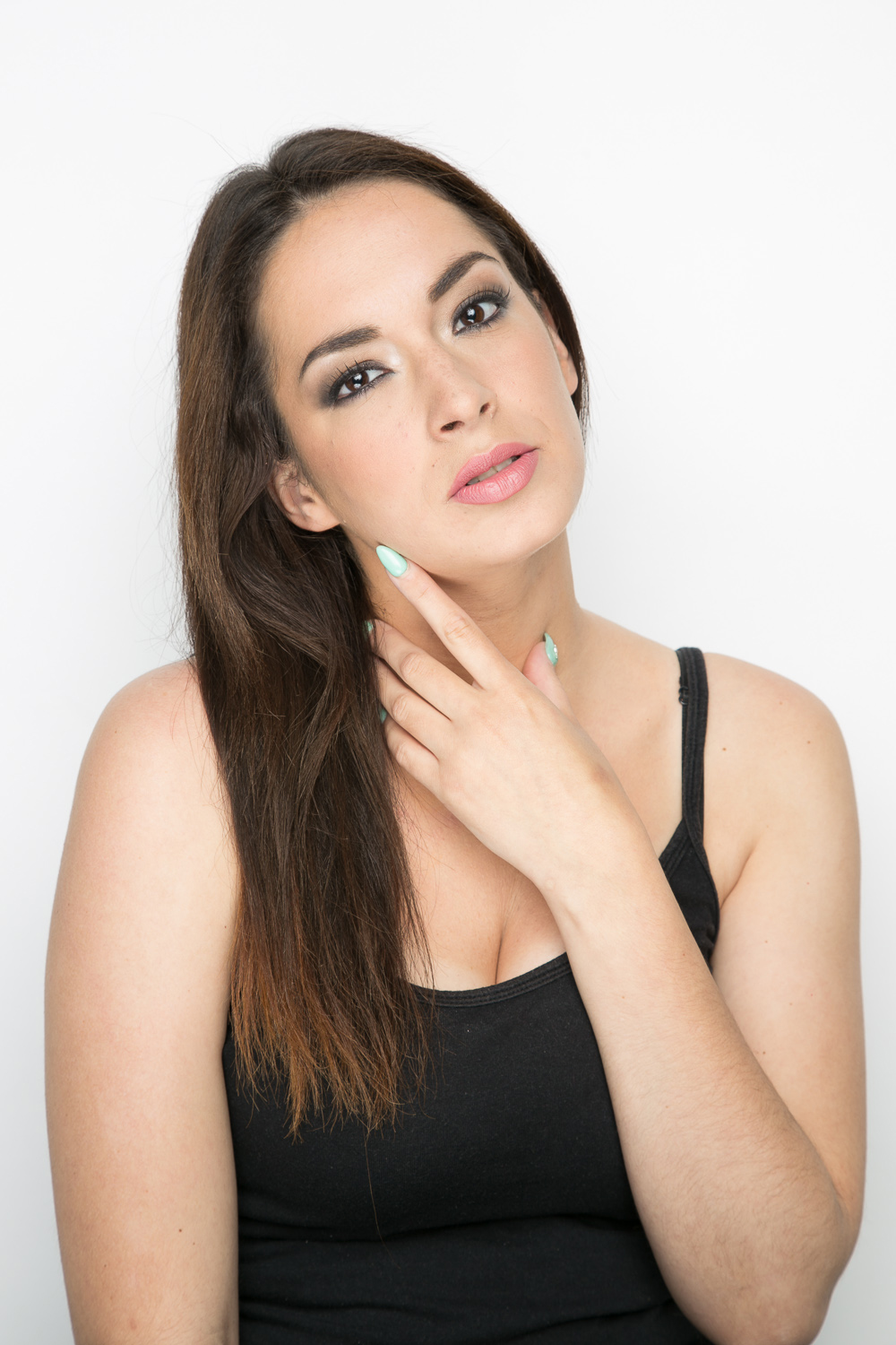 Modelo profissional PO014, feminino, 1.70 de altura, de Porto - Agência SVRP