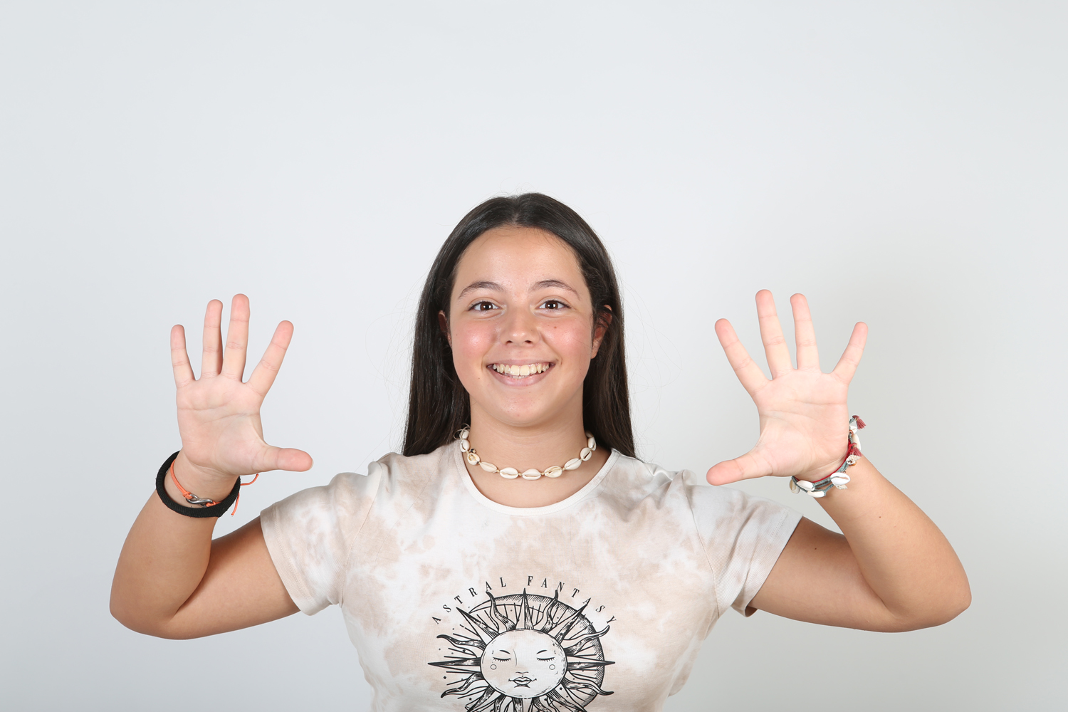 Modelo profissional PO021, feminino, 1.33 de altura, de Porto - Agência SVRP