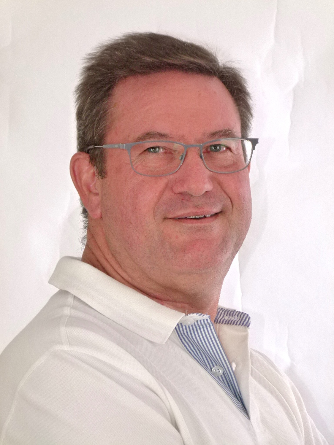 Modelo profissional PO047, masculino, 1.74 de altura, de Porto - Agência SVRP