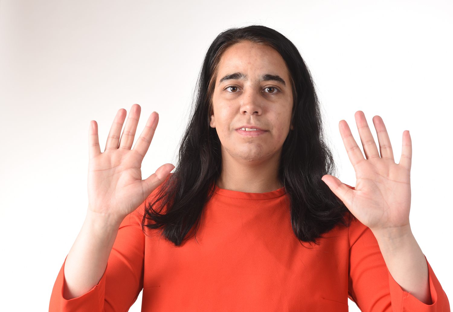 Modelo profissional PO056, feminino, 1.68 de altura, de Porto - Agência SVRP