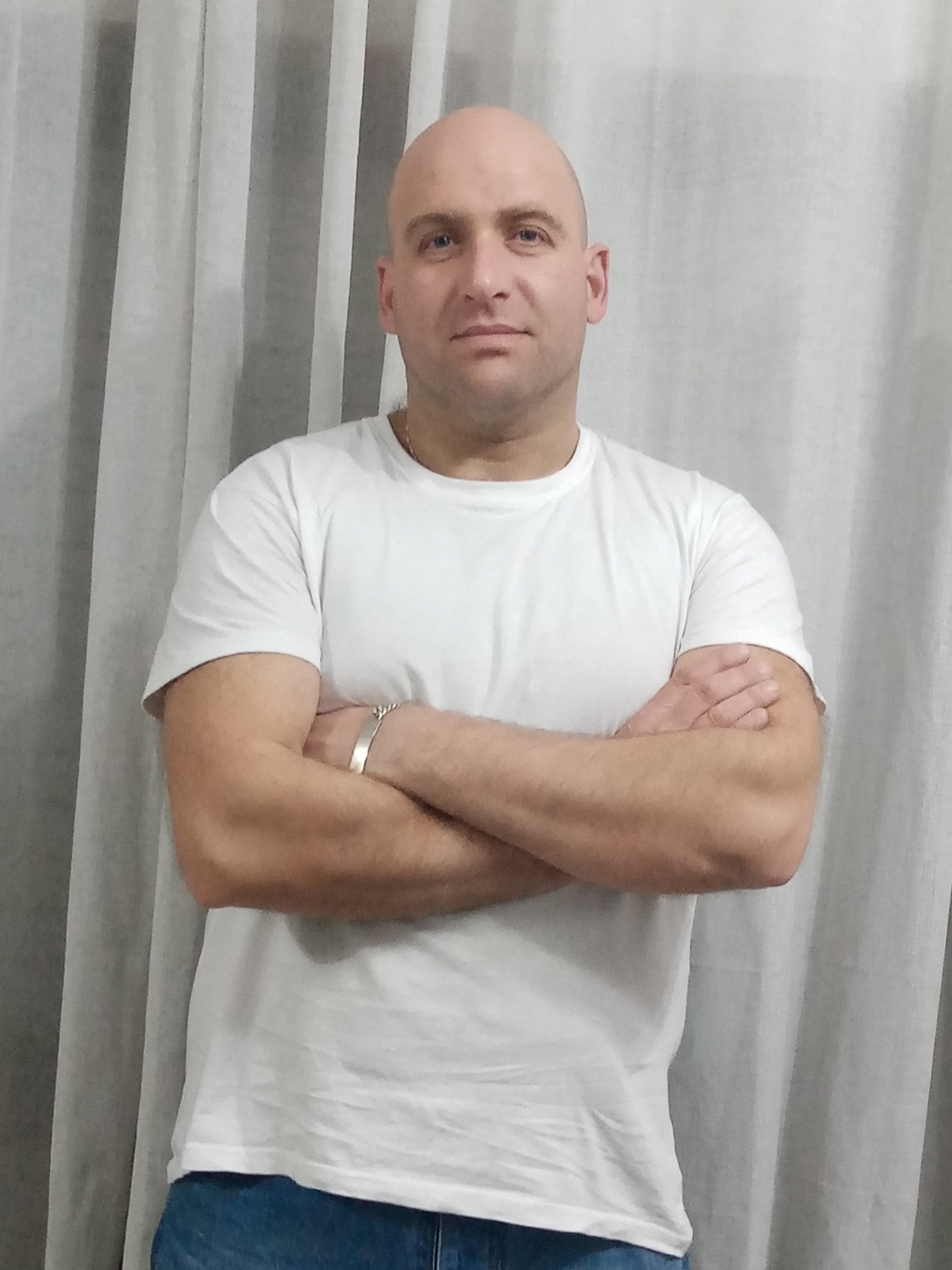 Modelo profissional PO065, masculino, 1.89 de altura, de Porto - Agência SVRP