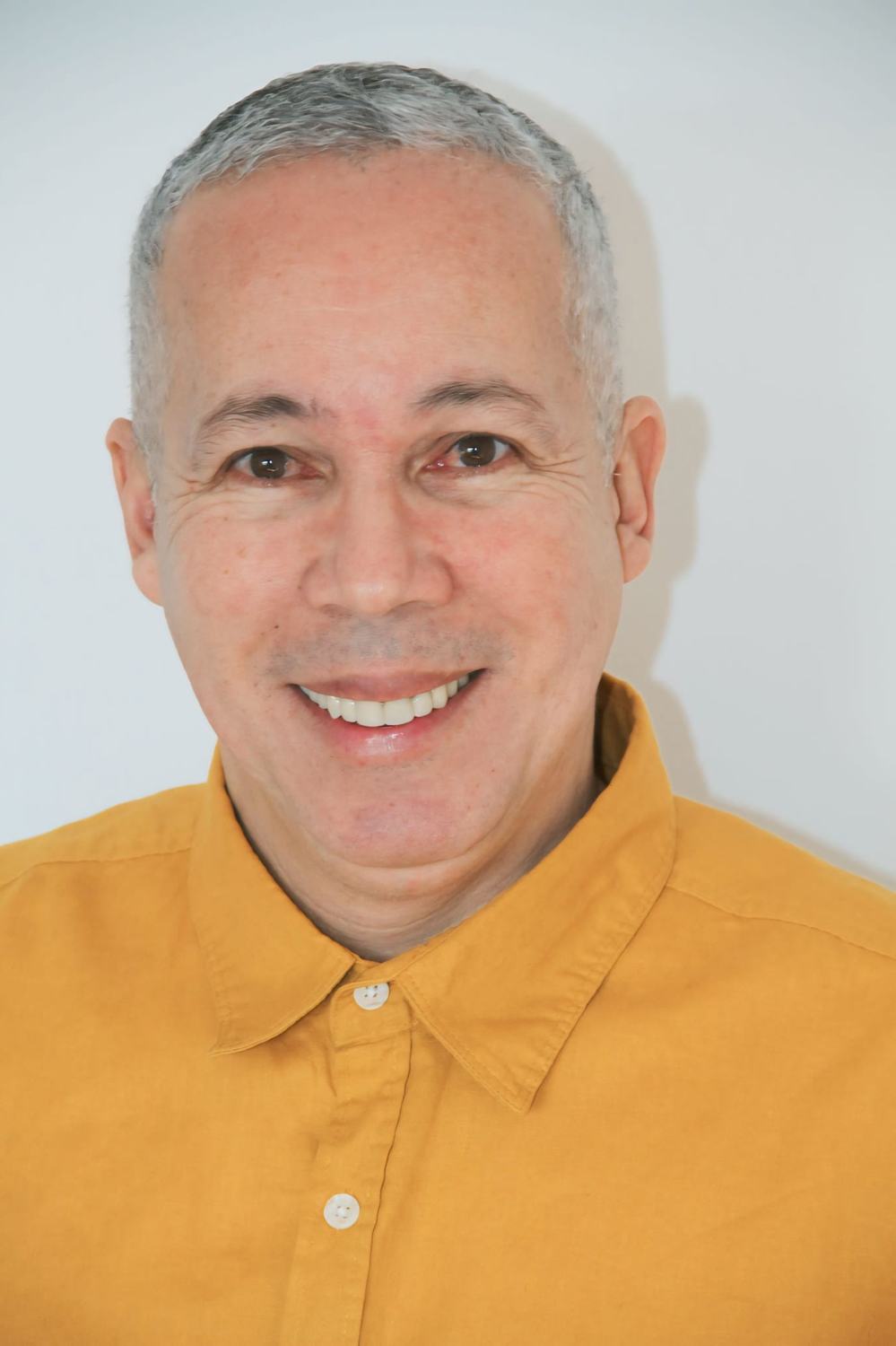 Modelo profissional PO081, masculino, 1.75 de altura, de Porto - Agência SVRP