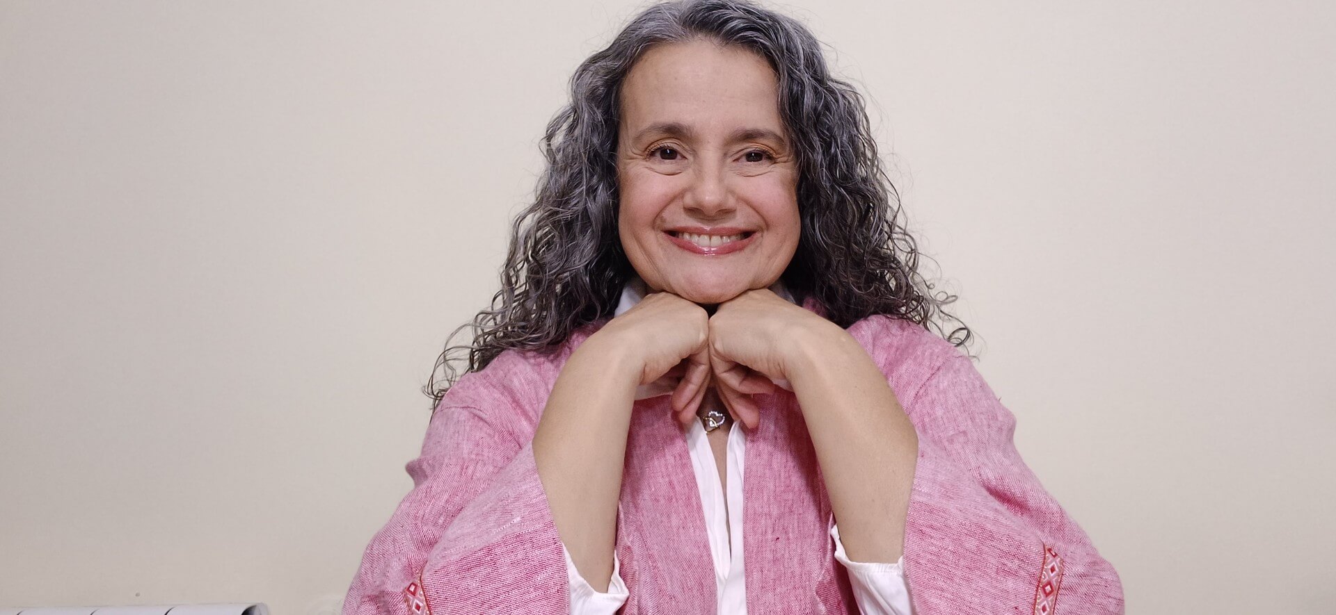 Modelo profissional PO087, feminino, 1.68 de altura, de Porto - Agência SVRP