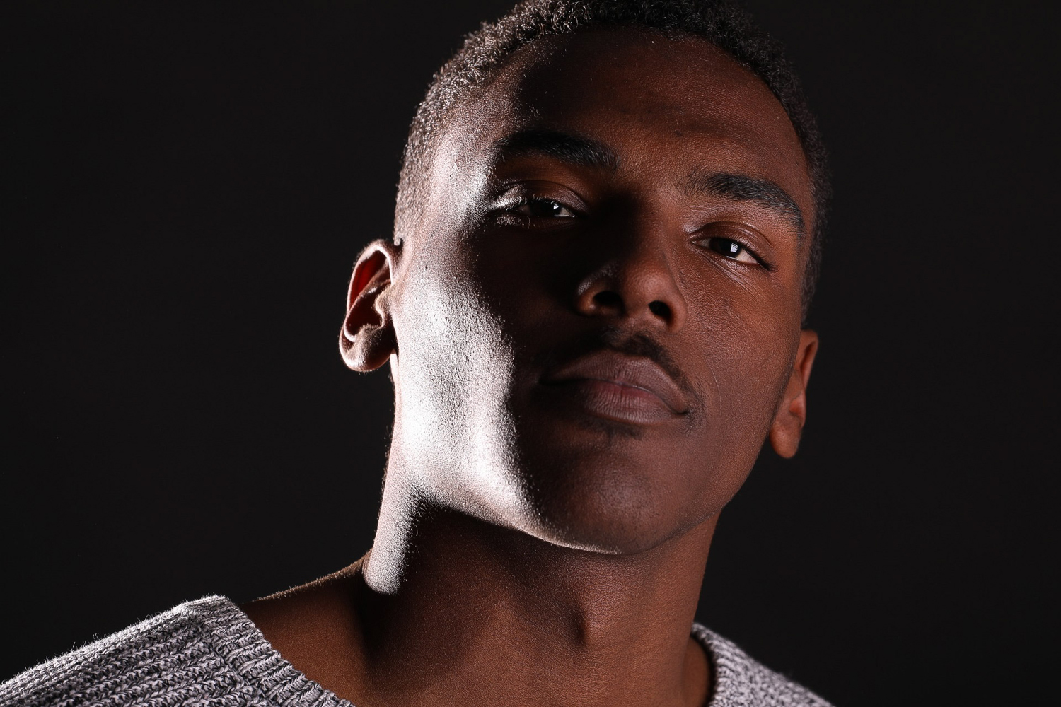 Modelo profissional SE012, masculino, 1.80 de altura, de Setúbal - Agência SVRP