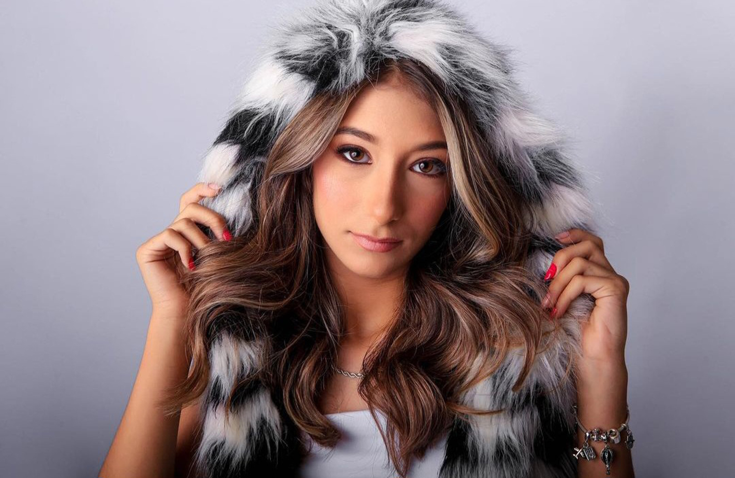 Modelo profissional SE047, feminino, 1.60 de altura, de Setúbal - Agência SVRP