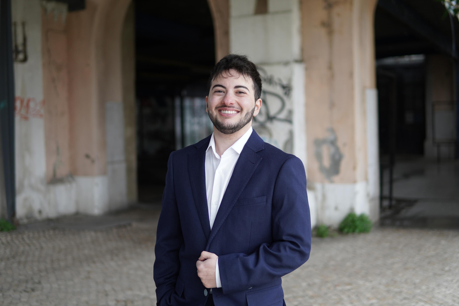 Modelo profissional SE079, masculino, 1.61 de altura, de Setúbal - Agência SVRP