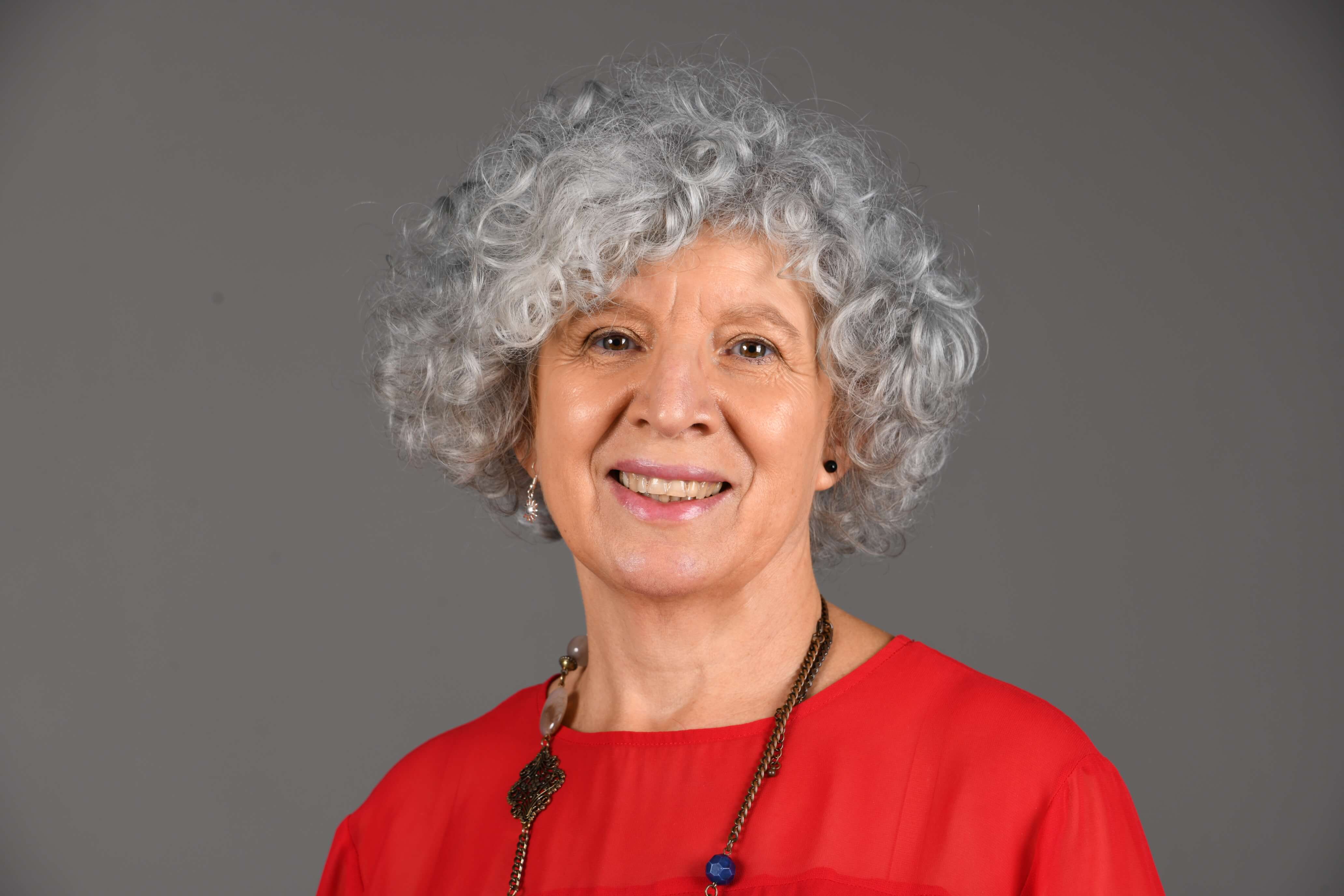 Modelo profissional SE105, feminino, 1.60 de altura, de Setúbal - Agência SVRP